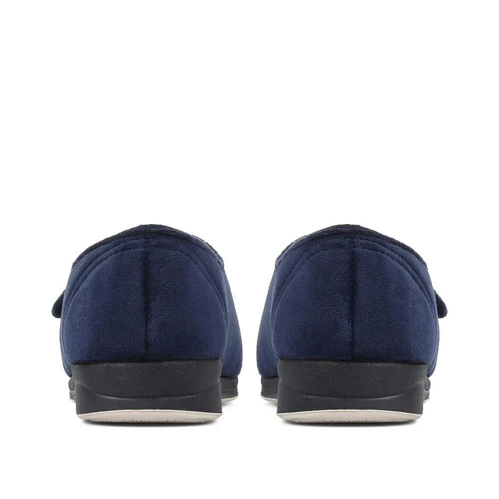 Adjustable Touch-Fasten Slippers - QING35001 / 321 644