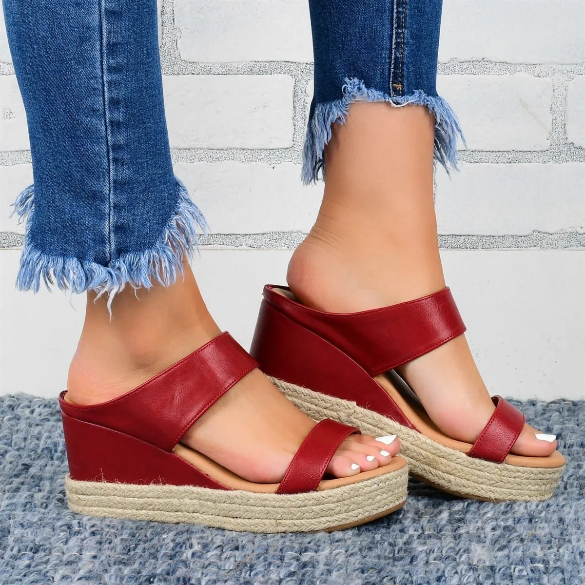 Melissa – Casual Wedge Heel Sandals