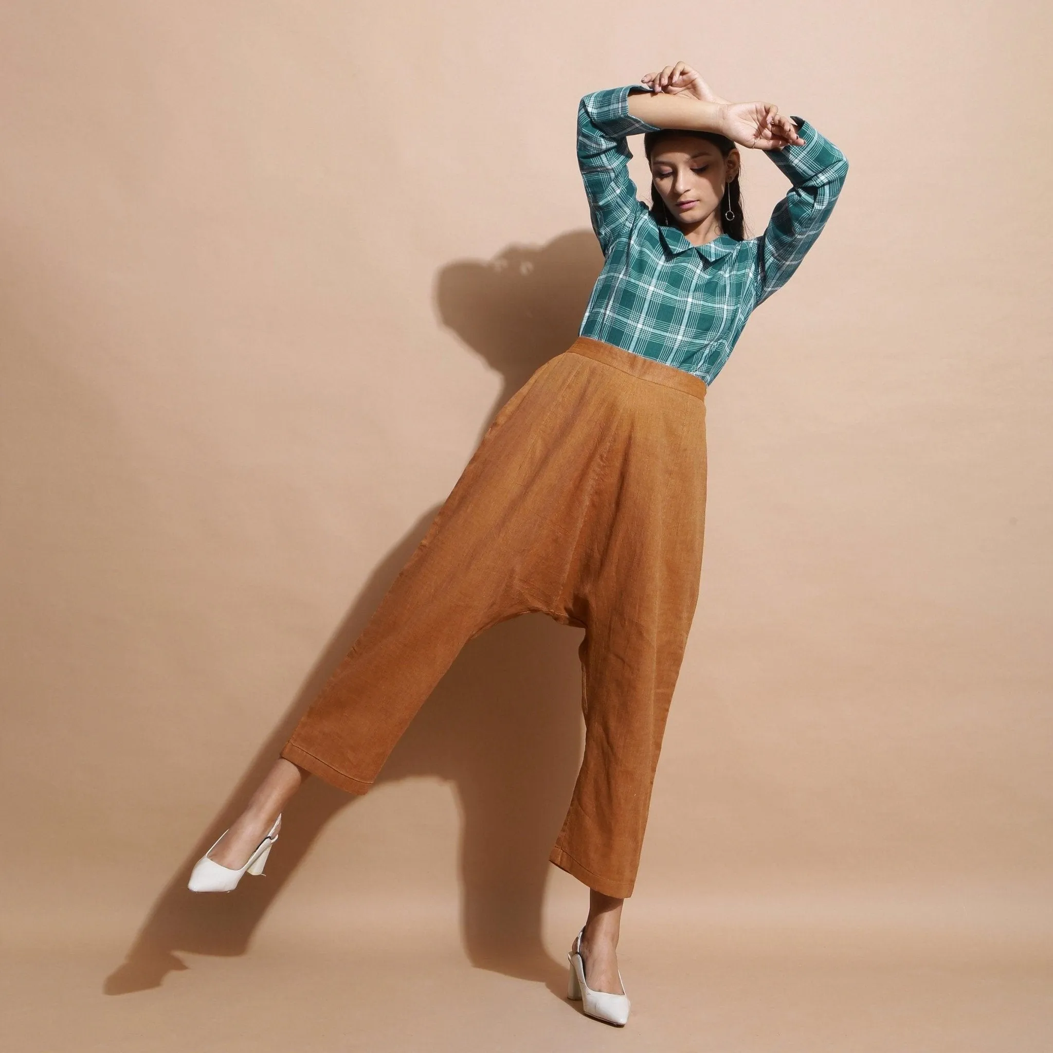 Rust Cotton Muslin Elasticated Mid-Rise Zouave Pant