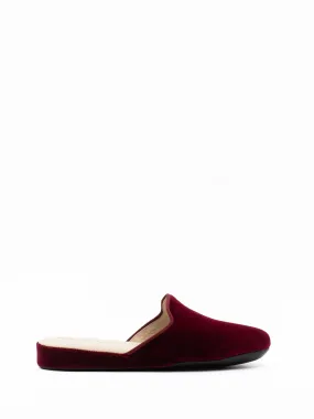 Velvet slippers in burgundy