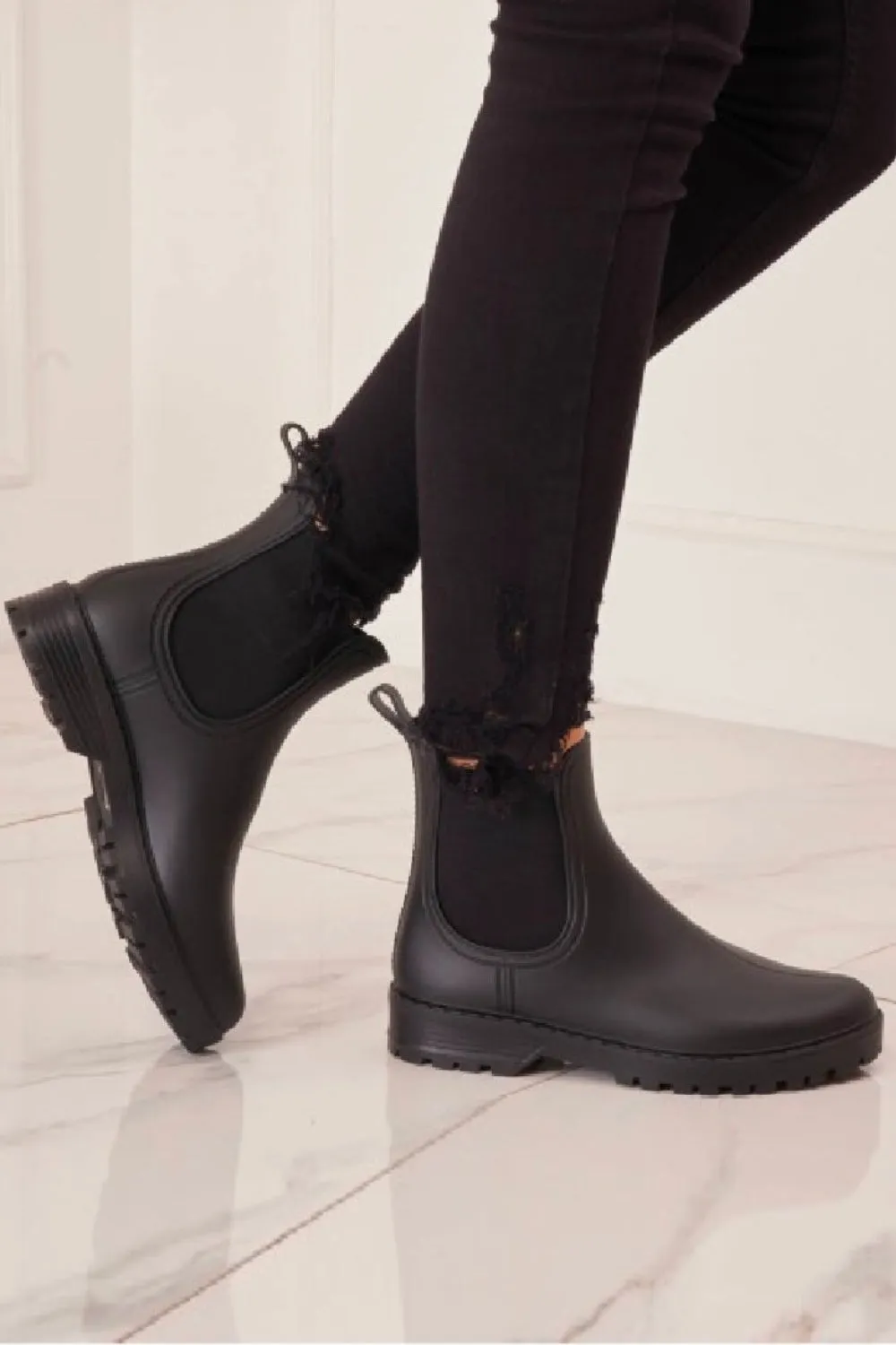 WOMENS BLACK SLIP ON RAIN BOOTS SHOES
